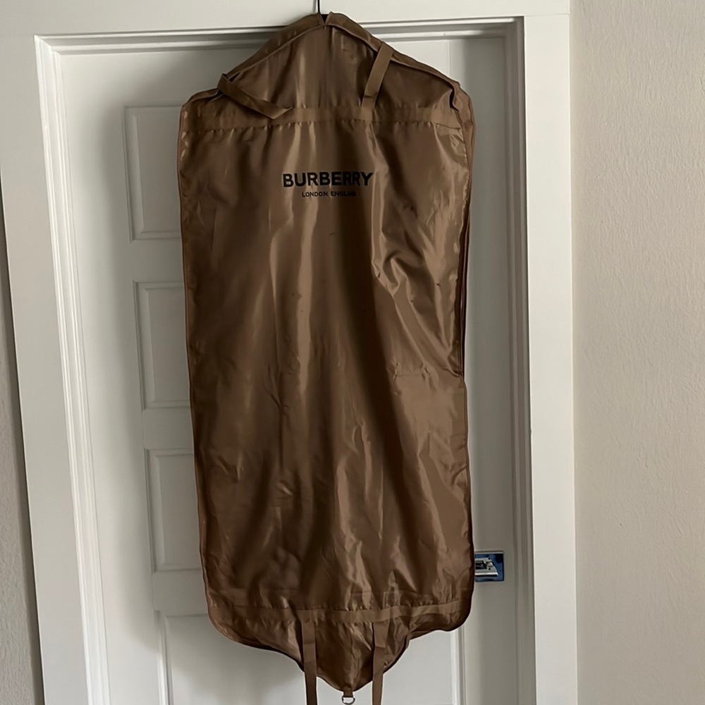 Absolutely no damage worn once